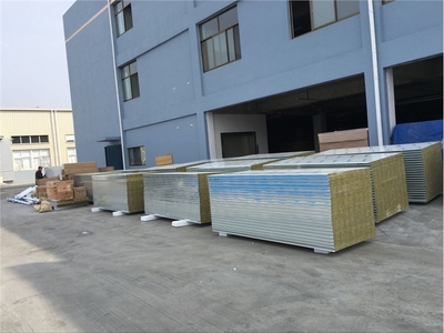 威海凈化工程之巖棉彩鋼板